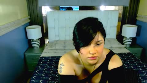 Snapshot of annie_catt_ chatting on February 2026 05:30:02 PM Annie online show from February 2026 05:30:02 PM