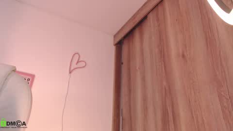 Annie online show from March 2025 12:50:02 PM