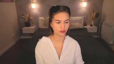 Snapshot of annie_kitss chatting on May 2026 01:12:01 AM annie kitss online show from May 2026 01:12:01 AM