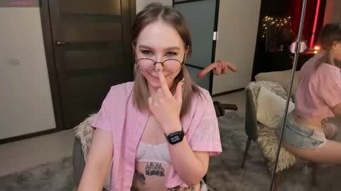 Annie online show from March 2026 06:49:01 PM