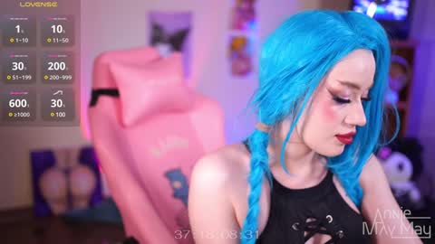 Snapshot of annie_may_may chatting on February 2025 11:51:02 AM Annie May   online show from February 2025 11:51:02 AM