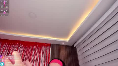 Snapshot of annie_roberts7 chatting on January 2025 07:50:01 PM Annie Roberts online show from January 2025 07:50:01 PM