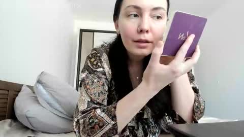 Annie online show from February 2026 01:45:02 PM