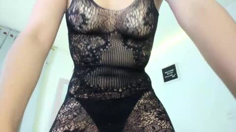 Annie  online show from December 2024 03:58:02 AM