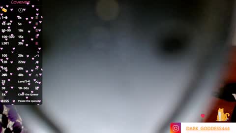 Snapshot of anniehh_ chatting on September 2025 02:37:02 AM   Annie  Independent model Hello all offline tokens are appreciated  thank you for your support.33 online show from September 2025 02:37:02 AM