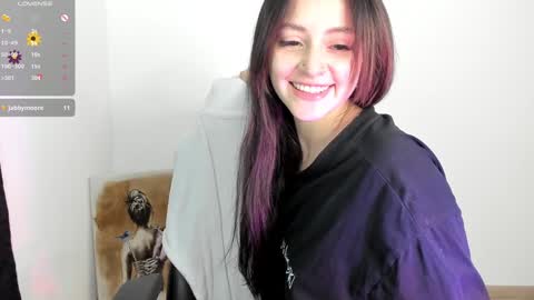 Annie online show from February 2025 01:25:02 AM