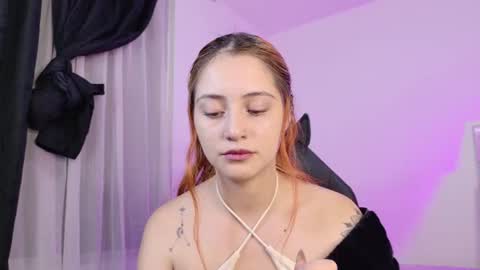 Snapshot of anniemora_ chatting on July 2026 02:27:02 AM Annie online show from July 2026 02:27:02 AM
