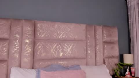 Annie online show from October 2025 11:43:01 AM