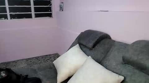 Annie Sparkle online show from October 2025 12:32:01 AM