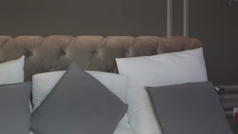 AnnieStyles online show from January 2025 08:03:02 AM