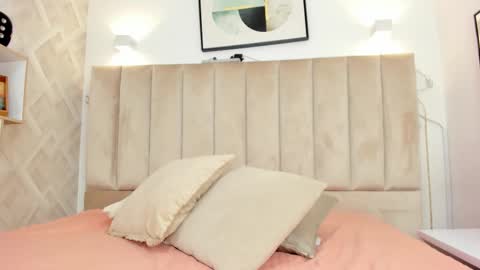 Annie Queen online show from February 2026 02:07:02 AM