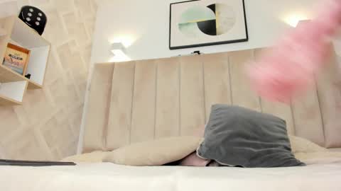 Annie Queen online show from February 2026 03:40:01 AM