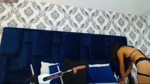 Snapshot of anniieleonhart chatting on January 2025 11:46:01 PM Anniieleonhart online show from January 2025 11:46:01 PM