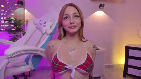 Snapshot of anniita_ chatting on February 2026 03:45:01 AM VIVIANNA online show from February 2026 03:45:01 AM