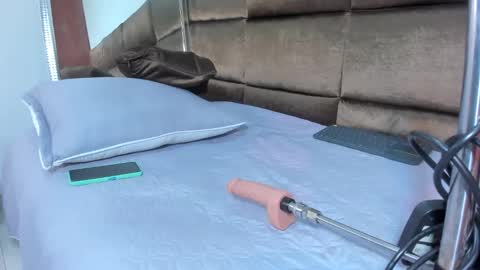 Annita online show from February 2025 11:50:02 AM