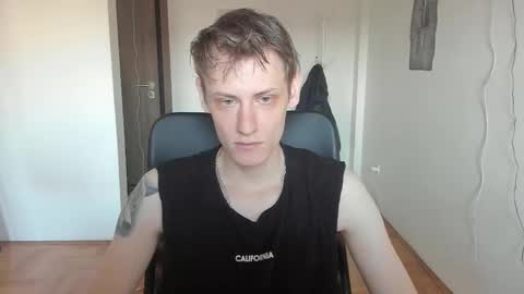    online show from December 2025 01:52:02 PM