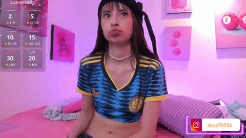 Snapshot of anny_cotton chatting on June 2026 03:39:02 PM Anny cotton online show from June 2026 03:39:02 PM