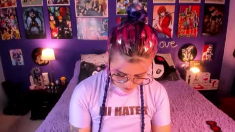 Snapshot of anny_cross chatting on September 2025 11:38:01 PM Paty online show from September 2025 11:38:01 PM