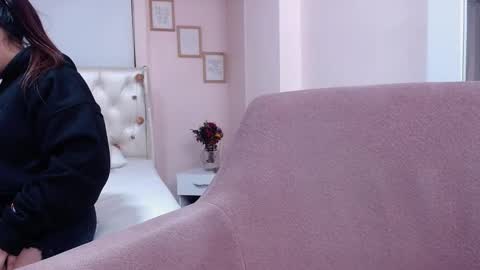 ANNY LOUIS online show from December 2024 08:59:01 AM