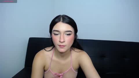 Anny online show from December 2025 03:43:02 PM