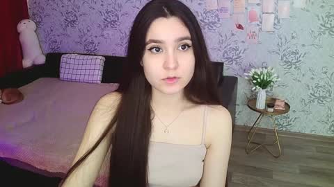 Annie online show from December 2024 06:54:01 AM