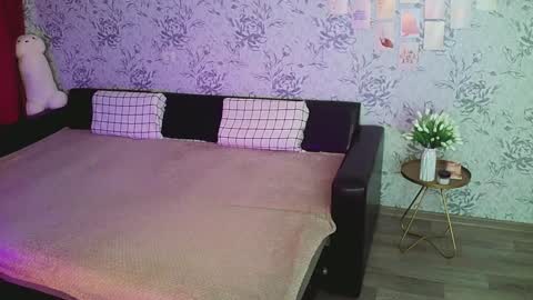 Annie online show from December 2024 10:15:02 PM