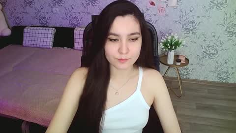 Annie online show from December 2024 03:26:01 PM