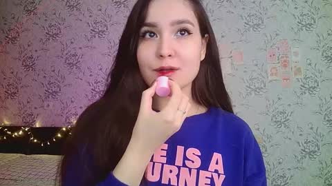 Annie online show from September 2025 09:24:01 AM