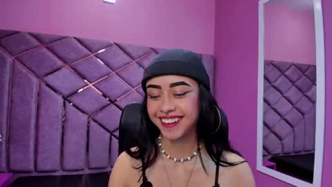 Anny online show from October 2025 04:37:02 PM