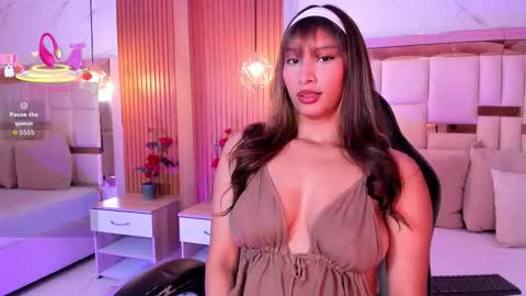Snapshot of anny_taylorr_ chatting on February 2026 05:08:01 PM Anny online show from February 2026 05:08:01 PM