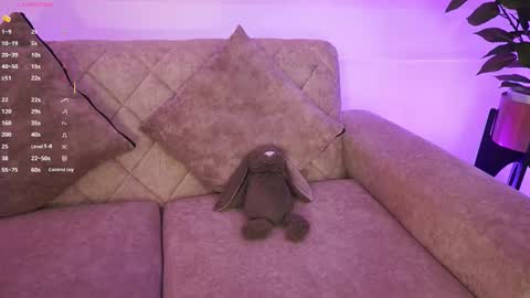 Snapshot of annybuny chatting on February 2026 11:44:01 AM Ana online show from February 2026 11:44:01 AM