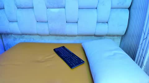 annyeli_bigtits online show from February 2025 07:01:02 AM