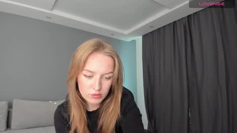 Snapshot of annyfourse chatting on December 2024 10:19:02 AM AnnyFourse online show from December 2024 10:19:02 AM