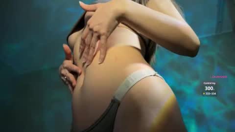 Snapshot of annyislovely chatting on February 2025 06:58:02 PM annyislovely online show from February 2025 06:58:02 PM