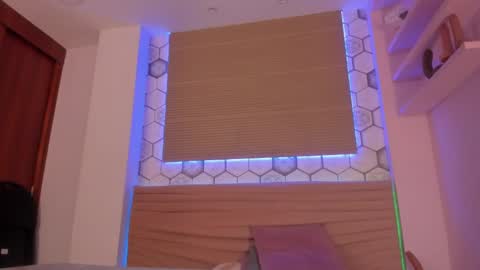 Gaby online show from February 2025 05:03:02 PM