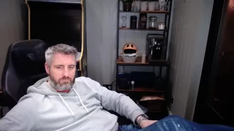 Snapshot of anonymousblokeuk chatting on December 2024 01:50:02 AM anonymousblokeuk online show from December 2024 01:50:02 AM