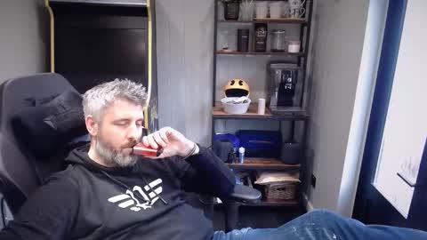 Snapshot of anonymousblokeuk chatting on December 2024 11:49:02 AM anonymousblokeuk online show from December 2024 11:49:02 AM