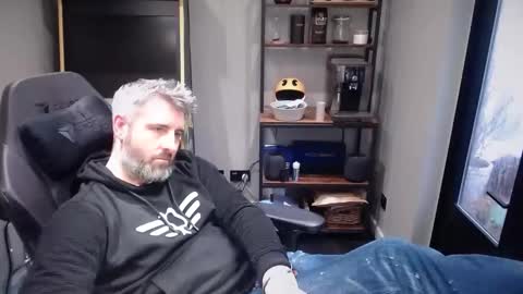 Snapshot of anonymousblokeuk chatting on December 2024 02:55:01 PM anonymousblokeuk online show from December 2024 02:55:01 PM