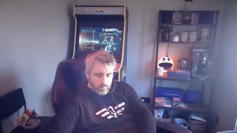 Snapshot of anonymousblokeuk chatting on February 2025 12:34:02 PM anonymousblokeuk online show from February 2025 12:34:02 PM