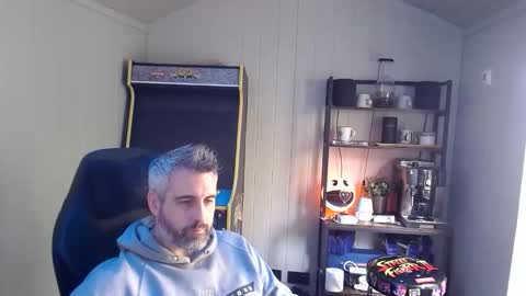 Snapshot of anonymousblokeuk chatting on October 2025 12:39:02 PM anonymousblokeuk online show from October 2025 12:39:02 PM