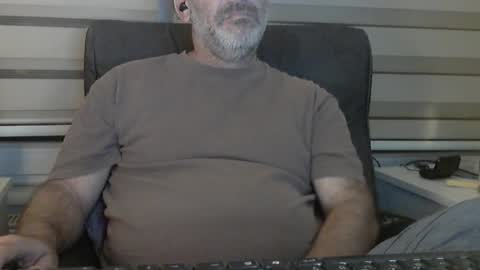 Snapshot of antheris chatting on September 2025 07:25:01 PM antheris online show from September 2025 07:25:01 PM