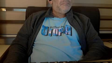 Snapshot of antheris chatting on September 2025 09:40:02 PM antheris online show from September 2025 09:40:02 PM