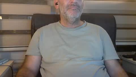 Snapshot of antheris chatting on November 2025 09:47:02 PM antheris online show from November 2025 09:47:02 PM