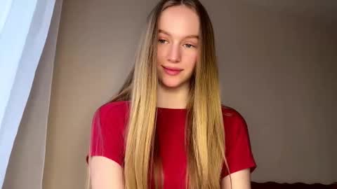 Snapshot of antionettepulgarin chatting on February 2026 02:50:02 PM Viktoria online show from February 2026 02:50:02 PM