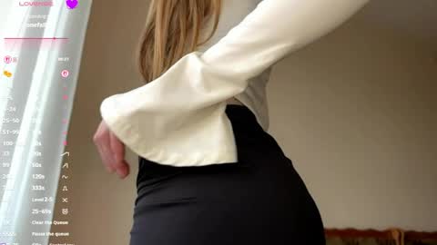 Viktoria online show from May 2026 03:19:02 PM