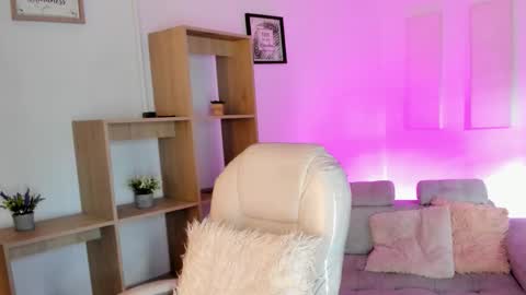 Antonella online show from September 2025 12:19:01 PM