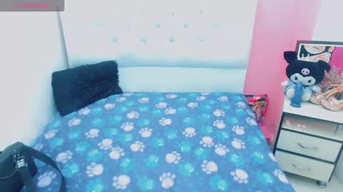 Snapshot of antonela_xx3 chatting on March 2026 10:27:02 PM antonela_xx3 online show from March 2026 10:27:02 PM