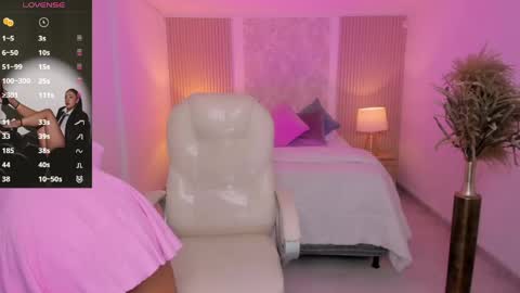 Snapshot of antonella_grayy chatting on April 2026 11:02:02 AM Antonella Grayy online show from April 2026 11:02:02 AM