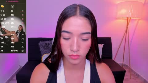 Snapshot of antonella_grayy chatting on May 2026 09:45:01 PM Antonella Grayy online show from May 2026 09:45:01 PM
