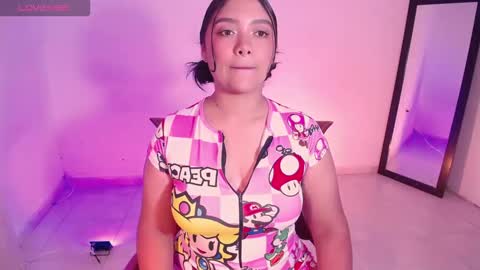 Antonella online show from October 2025 12:24:02 AM